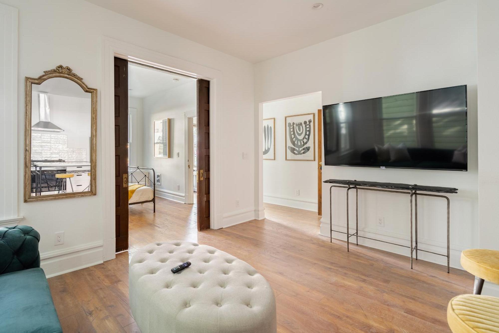 Stay Portland - The Retrouvailles Suite- Espresso & Craft Brews Exterior photo